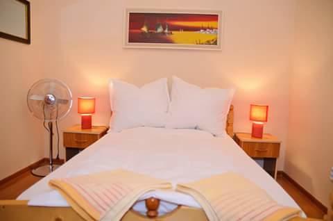 Casa Onyx Hotel Zsilvásárhely Kültér fotó